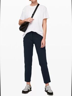 Lululemon On the Move Pants - Sz. 2